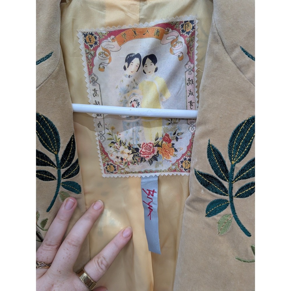 Vintage Biya Johnny Was Tan Velvet Floral Embroidered Snap Front Jacket Boho- XS - Picture 3 of 11